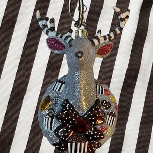 ❗SUPER RARE Henri Bendel Glitter Deer Ornament with Hat Boxes❗